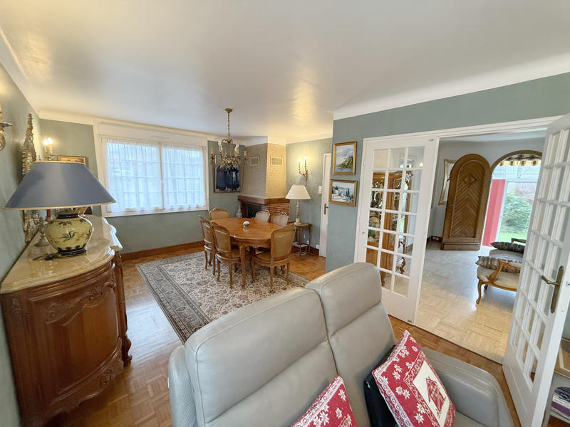 Maison - 123 m² - 6 pièces