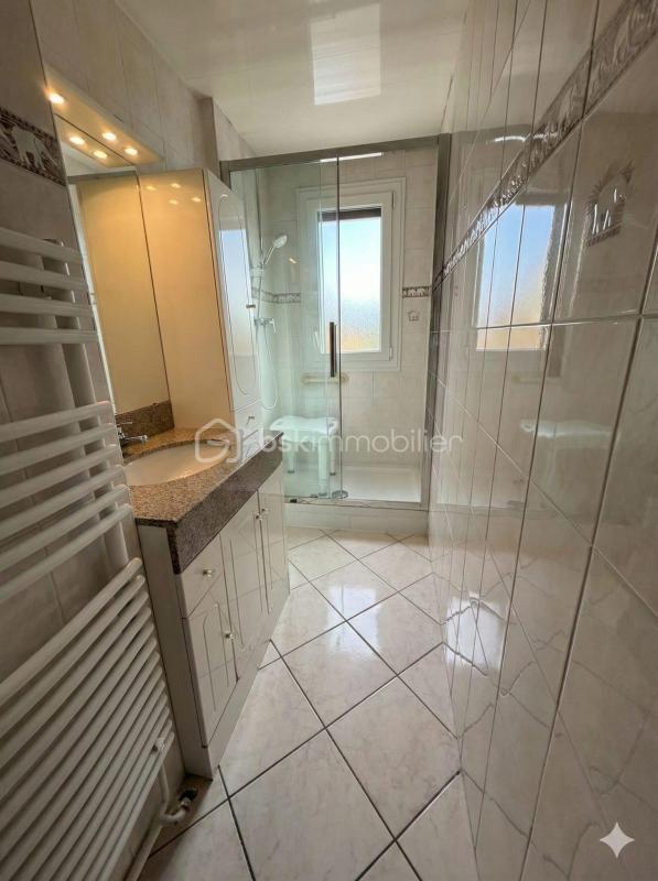 Appartement - 72 m² - 4 pièces