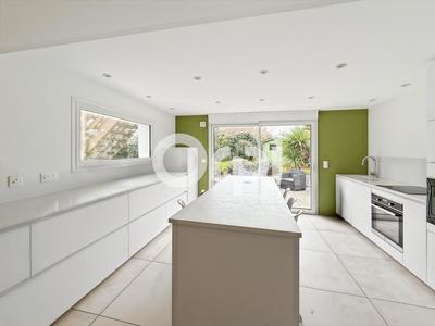 Pavillon - 122 m² - 5 pièces