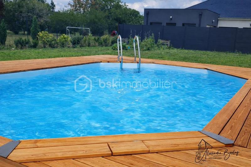 Maison traditionnelle - 140 m² - 6 pièces