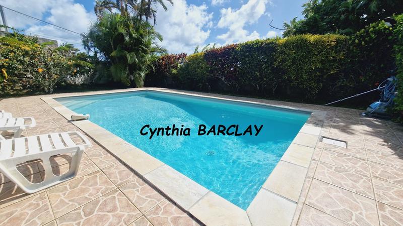 Propriété - 280 m² - 13 pièces