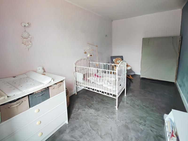 Maison - 250 m² - 7 pièces