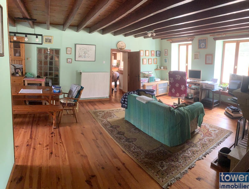 Maison - 350 m² - 11 pièces