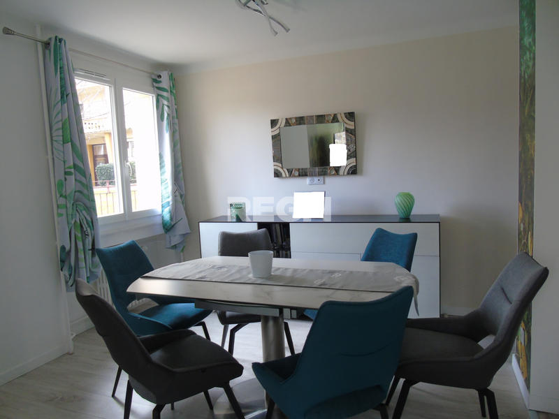 Appartement - 85 m² - 4 pièces