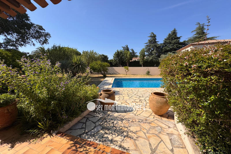 Villa - 270 m² - 7 pièces
