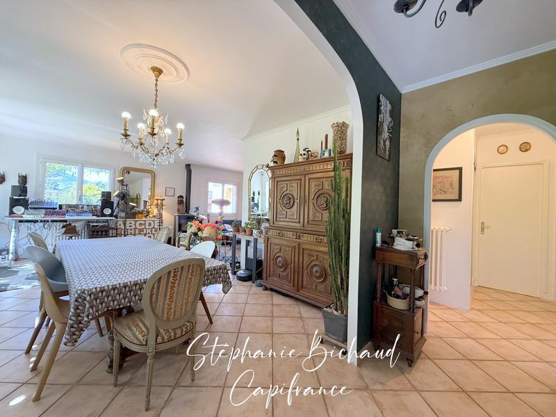 Maison - 159 m² - 7 pièces