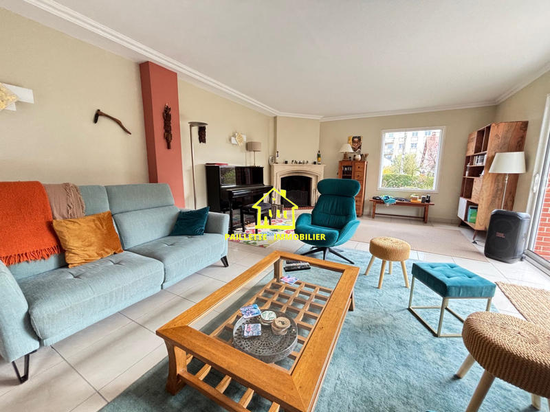 Maison - 153 m² - 5 pièces