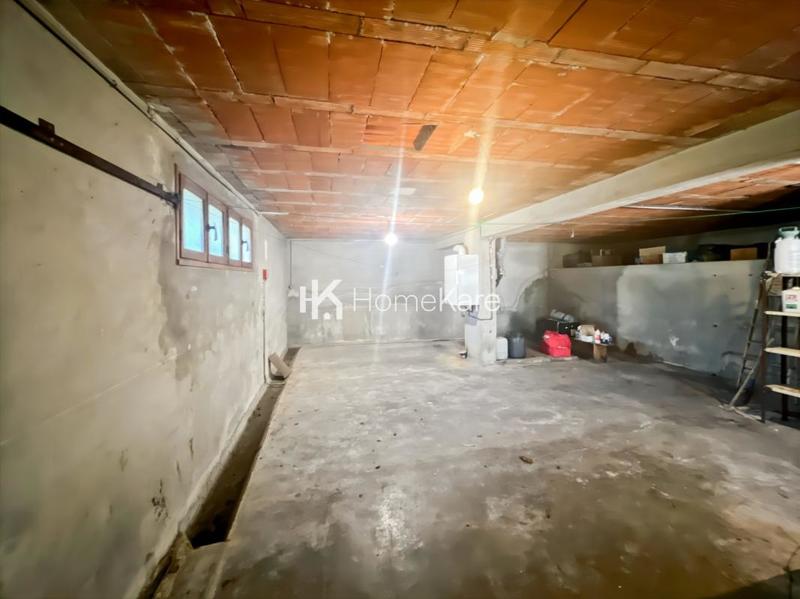 Maison - 166 m² - 5 pièces