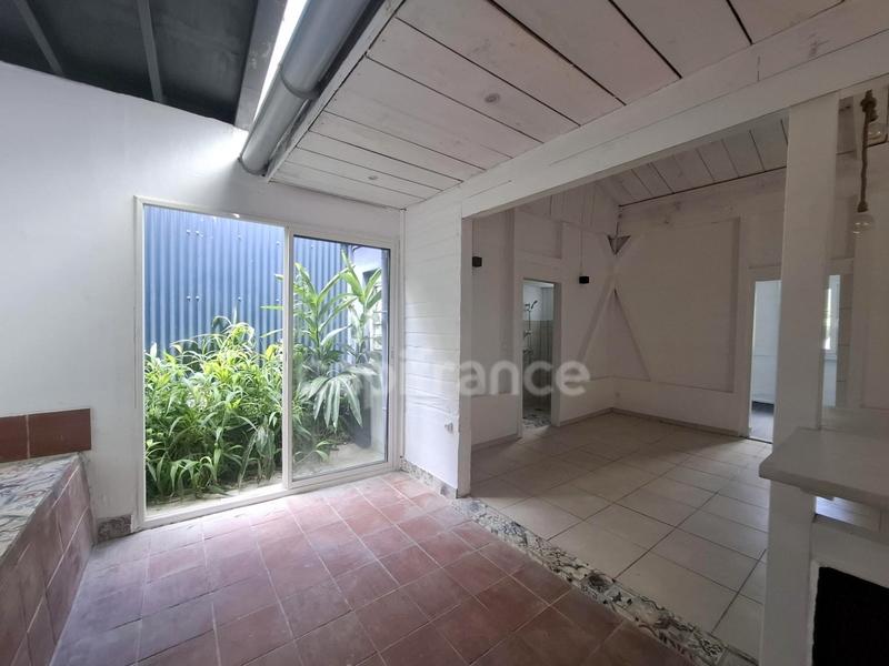 Maison - 85 m² - 3 pièces