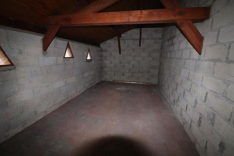 Maison - 185 m² - 8 pièces