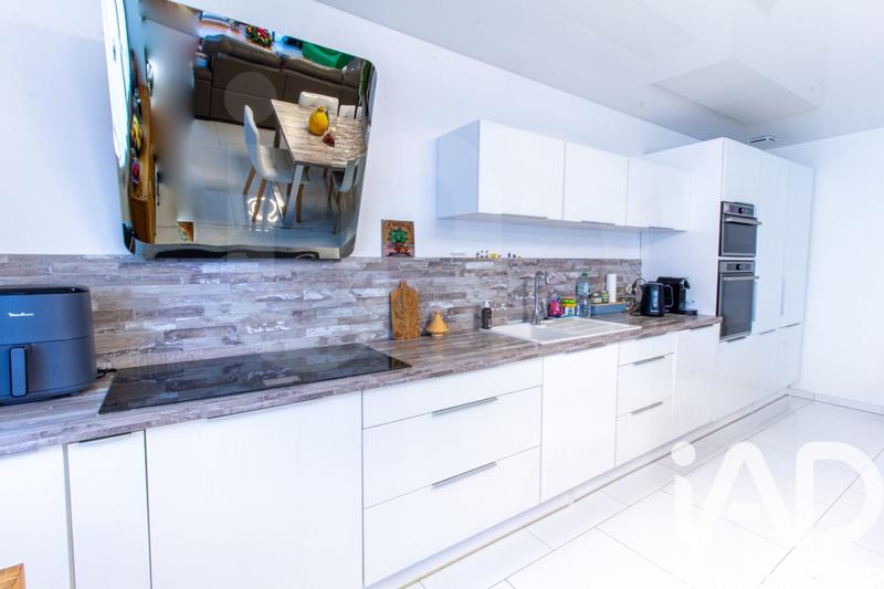 Maison - 105 m² - 5 pièces