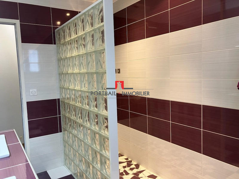 Maison - 158 m² - 6 pièces