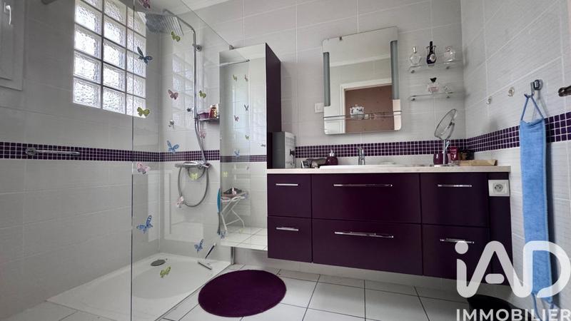 Maison - 108 m² - 4 pièces