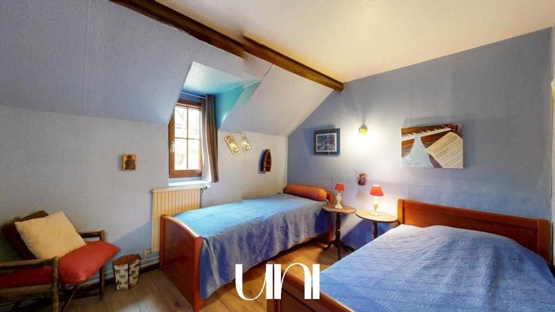 Maison - 291 m² - 14 pièces