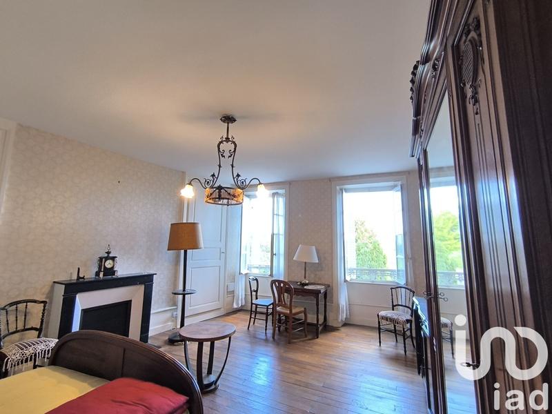 Maison - 170 m² - 8 pièces