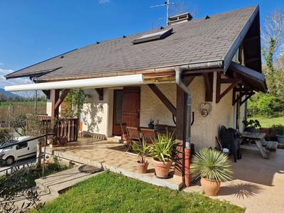 Maison - 110 m² - 4 pièces