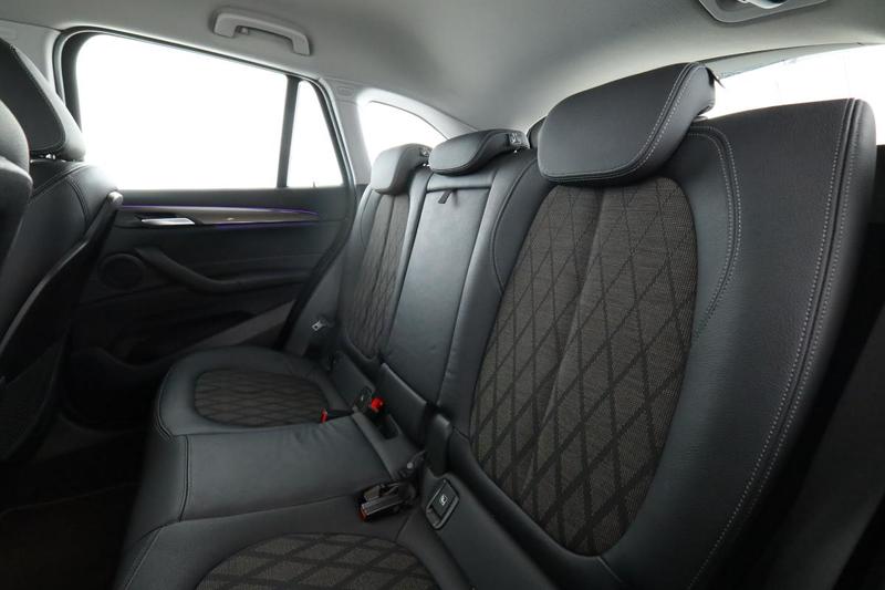 Bmw X1 sDrive20i xLine Dkg7 192 ch