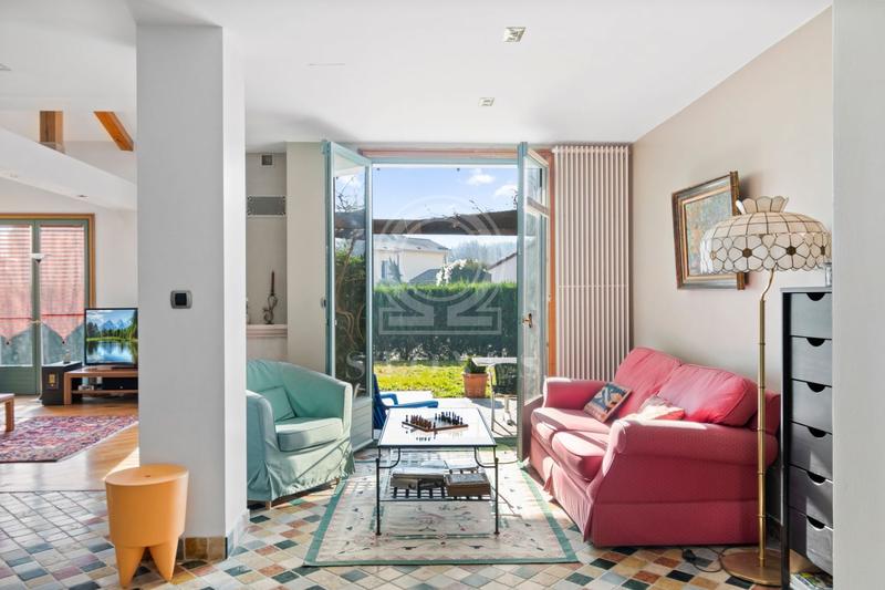 Maison ancienne - 220 m² - 7 pièces