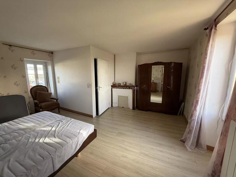 Maison - 190 m² - 6 pièces