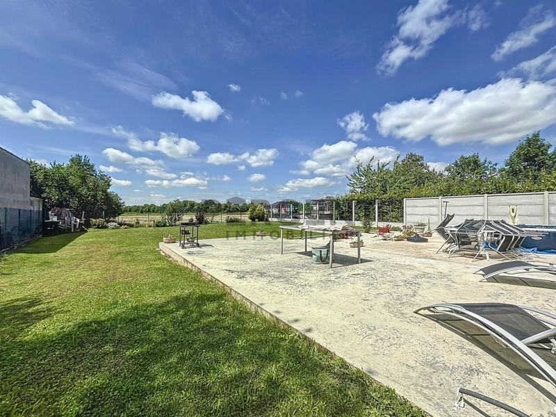 Maison - 84 m² - 4 pièces