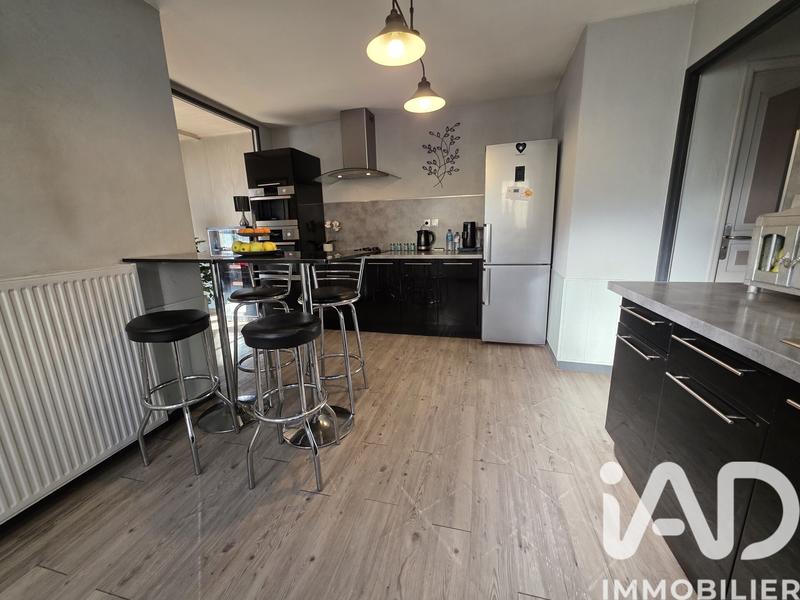 Maison - 142 m² - 6 pièces