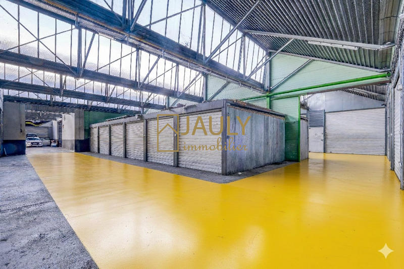 Local commercial - 6 825 m²