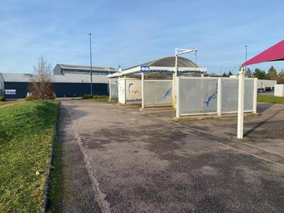 Local commercial - 1 000 m²