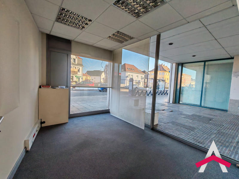 Local d'activités - 127 m²