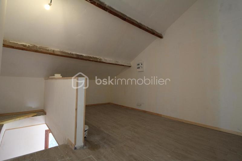 Pavillon - 150 m² - 8 pièces