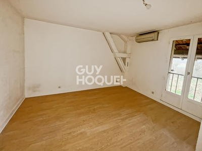 Maison - 419 m² - 18 pièces