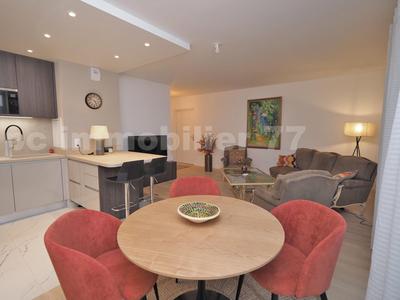 Appartement - 72 m² - 3 pièces