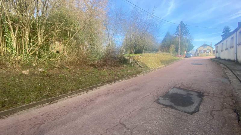 Terrain constructible - 2 674 m²