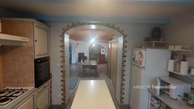 Maison - 142 m² - 7 pièces