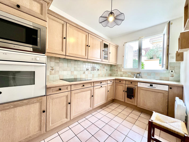 Maison - 107 m² - 5 pièces