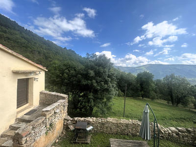 Mas - 200 m² - 8 pièces