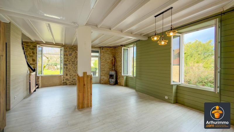 Maison - 90 m² - 3 pièces