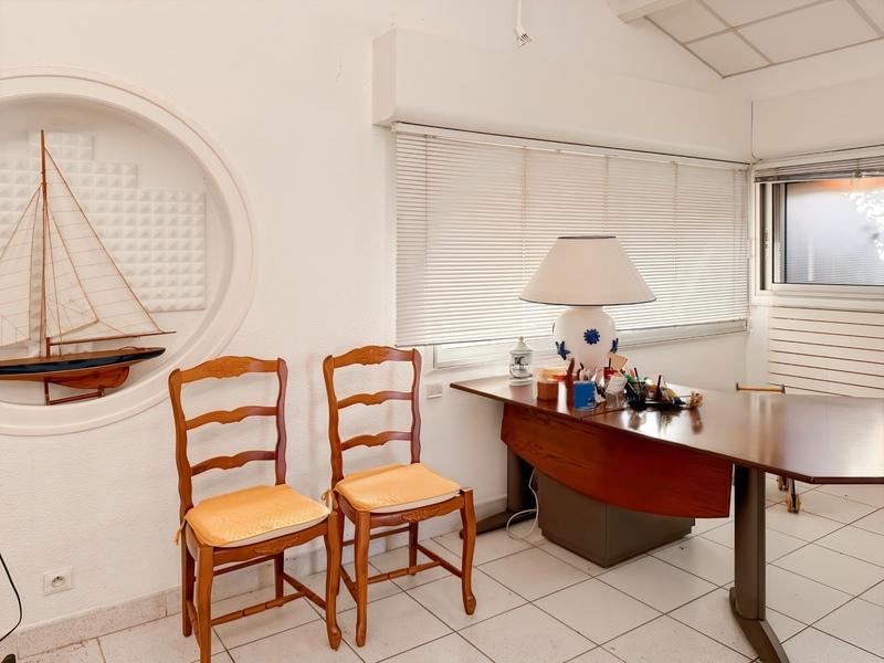 Maison - 263 m² - 6 pièces