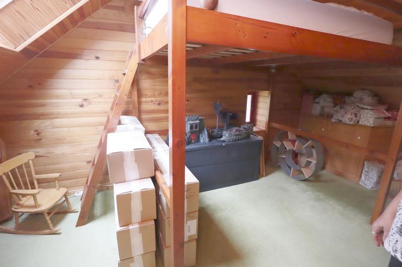 Maison - 240 m² - 12 pièces