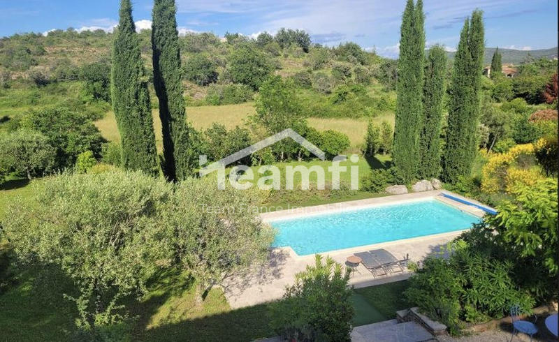 Mas - 215 m² - 12 pièces