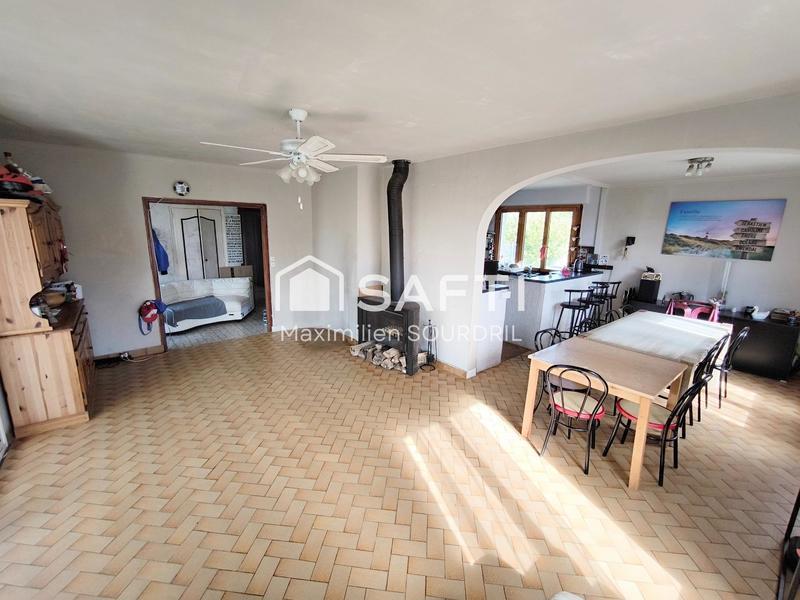 Maison - 200 m² - 10 pièces