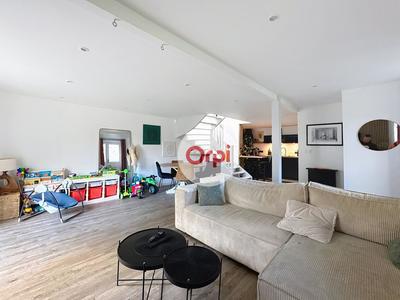 Maison en pierre - 84 m² - 4 pièces