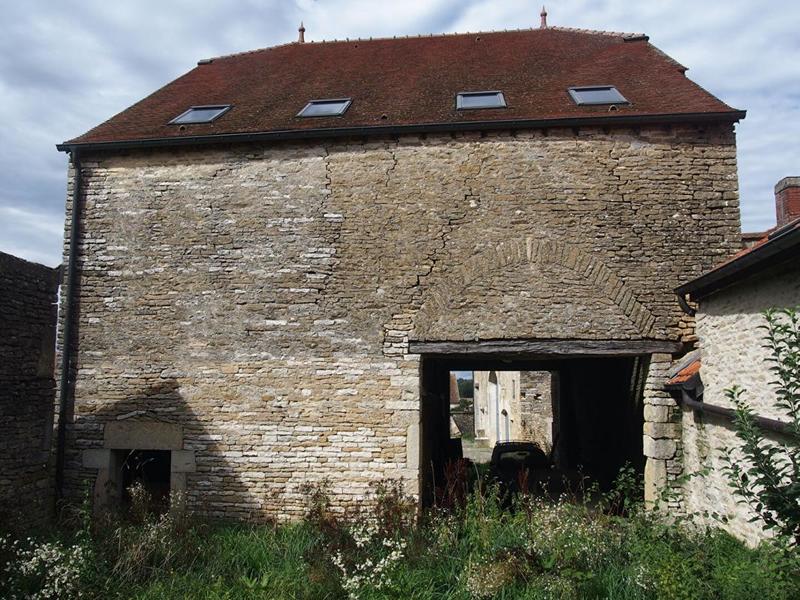 Maison - 220 m² - 7 pièces