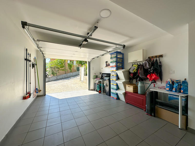 Maison - 100 m² - 6 pièces