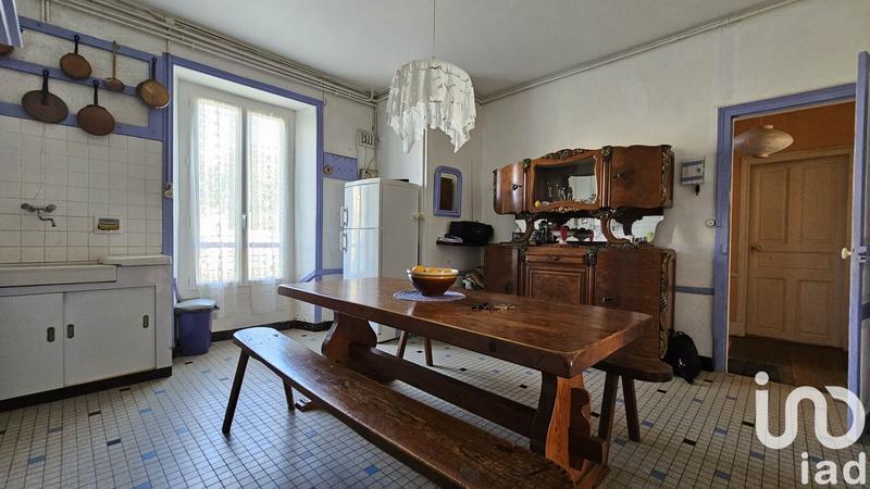 Maison - 205 m² - 7 pièces