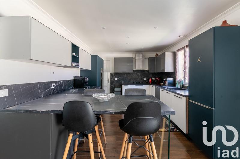 Maison - 105 m² - 6 pièces