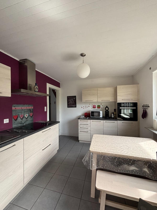 Maison - 103 m² - 5 pièces