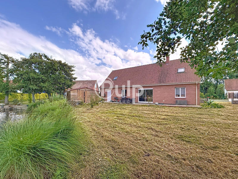 Pavillon - 126 m² - 8 pièces