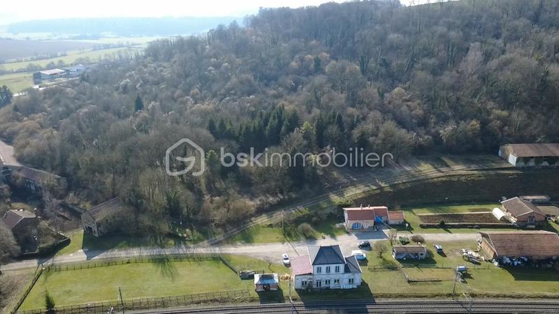 Maison de campagne - 727 m² - 5 pièces