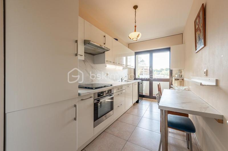 Appartement - 83 m² - 3 pièces