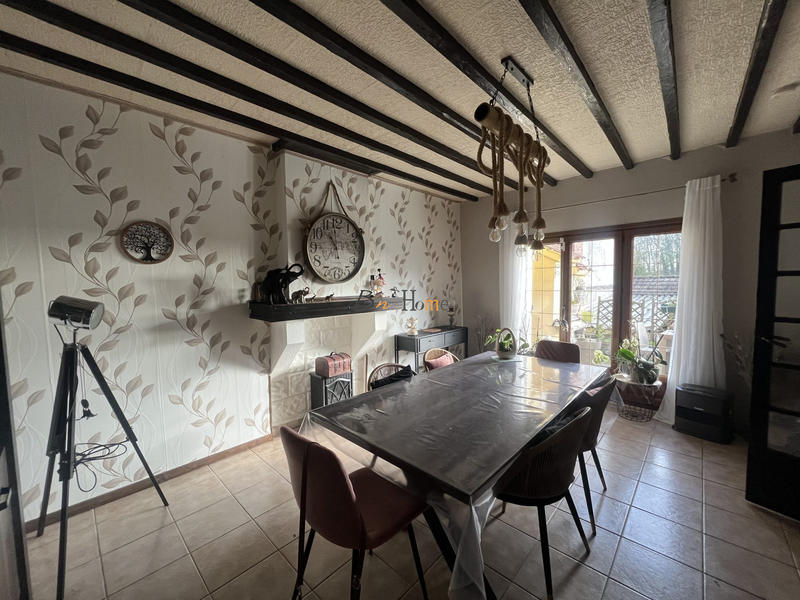 Maison - 90 m² - 4 pièces